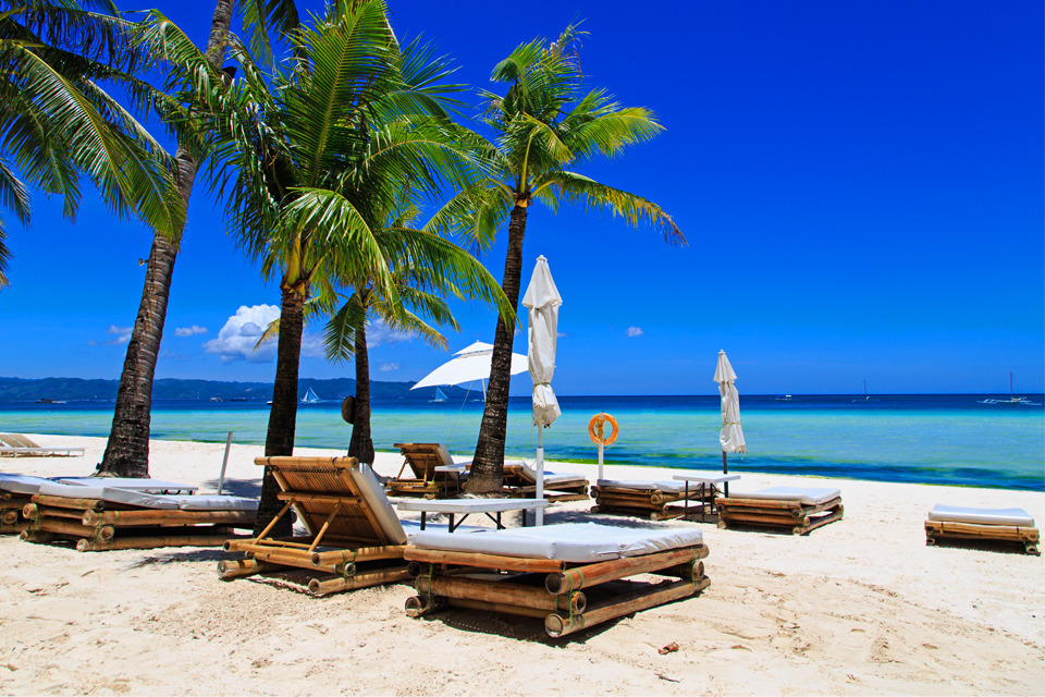 refreshing ang holidays to Boracay mo.”